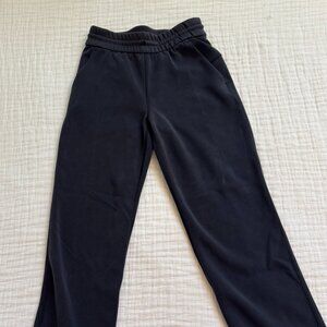 lululemon Softstreme High-Rise Pant Short
